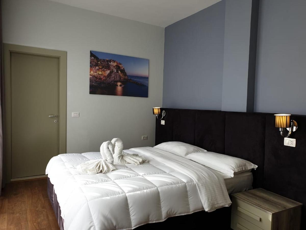 Perandor Beach Дуррес Экстерьер фото