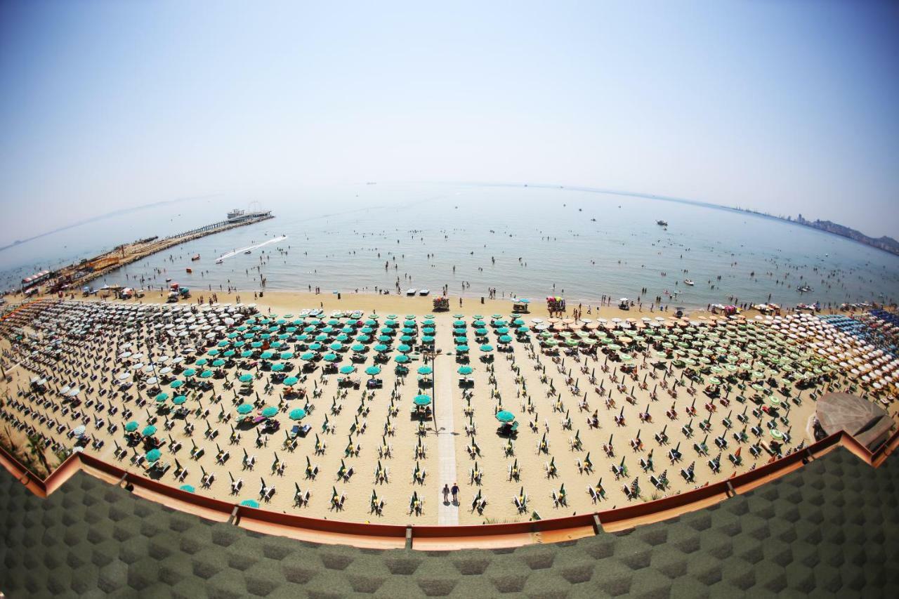 Perandor Beach Дуррес Экстерьер фото