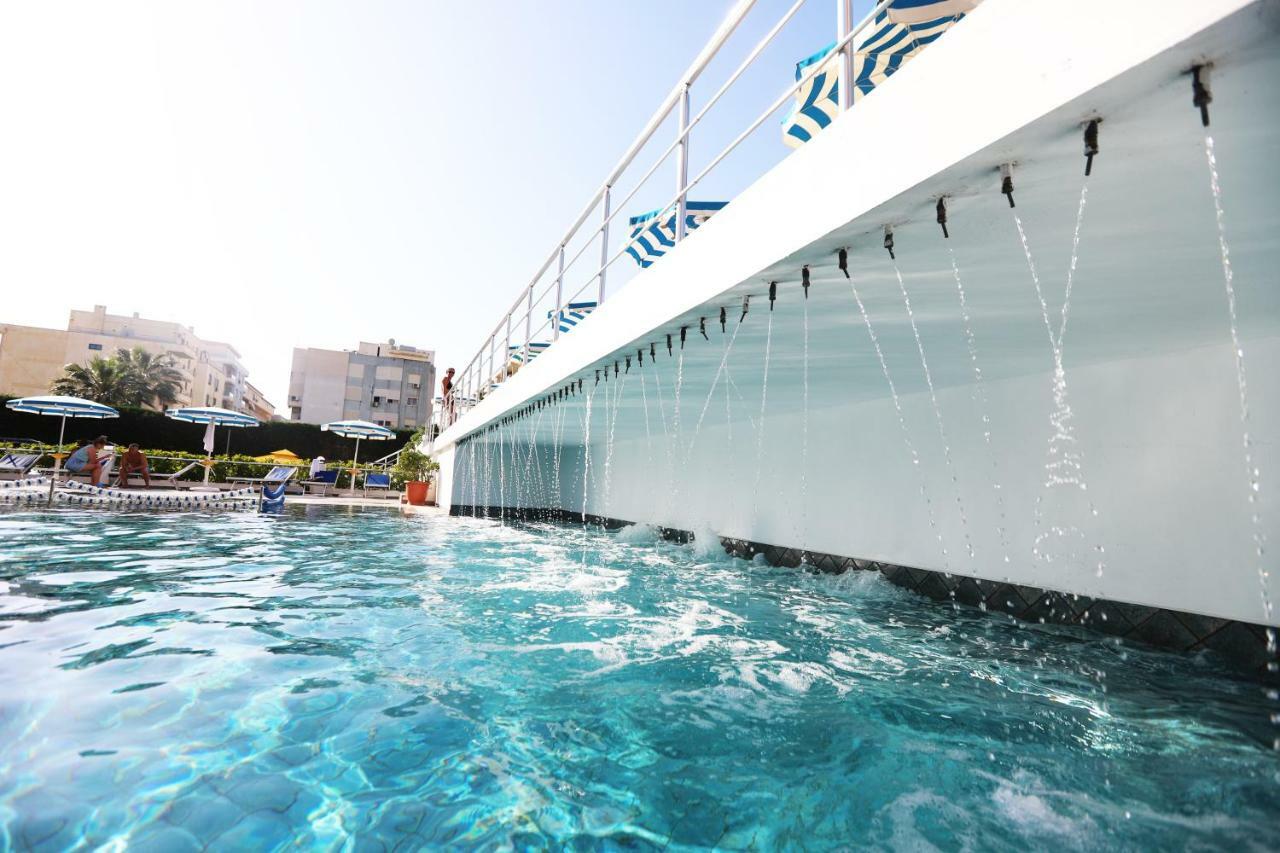 Perandor Beach Дуррес Экстерьер фото